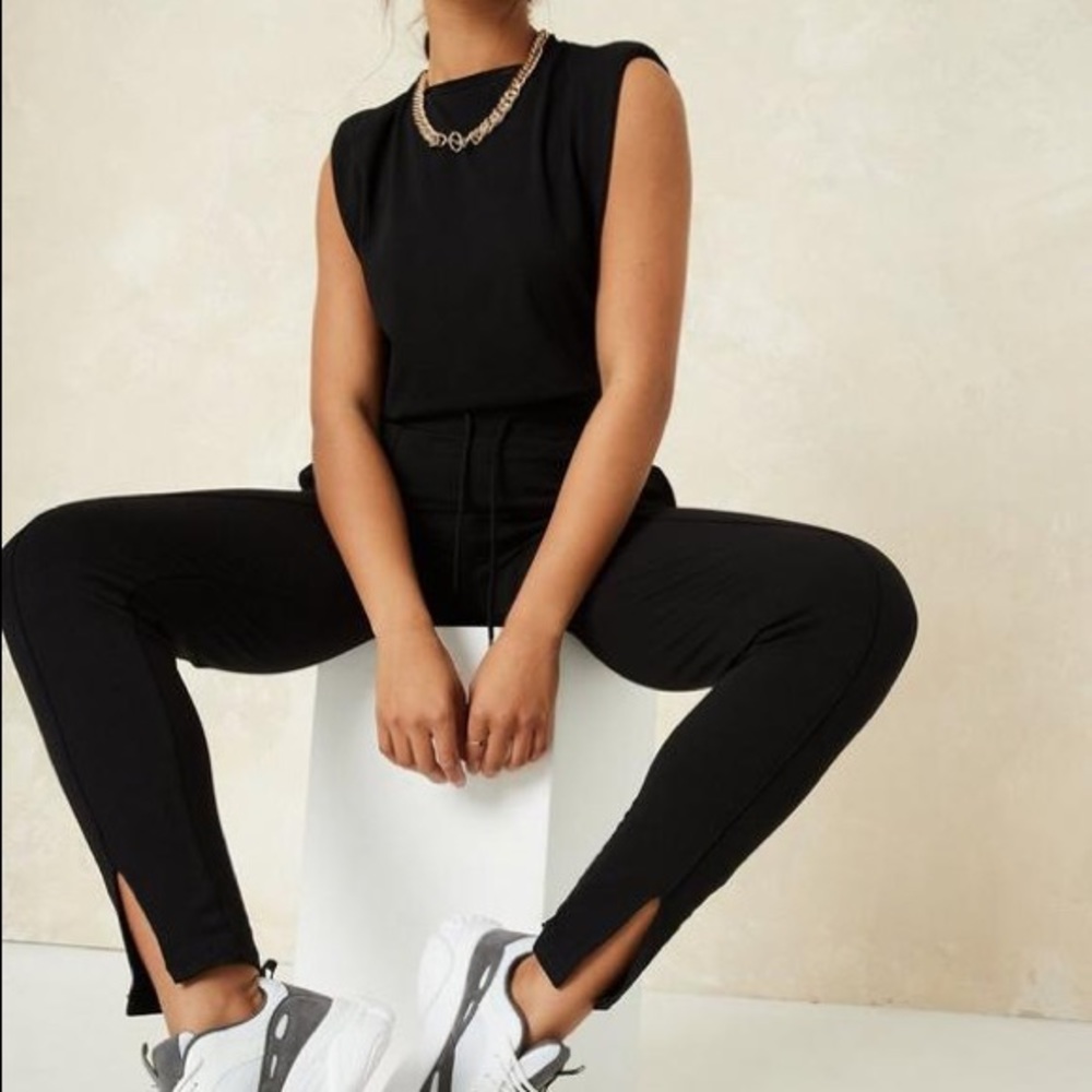 Shoulder Pad top and pants Set